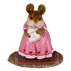 Female mouse in 