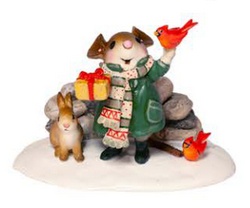 Hello to the beautiful wildlife that is out and about this magical snowy holiday season.