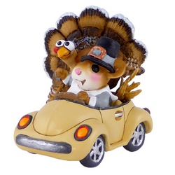 Male pionier mouse drive large turkey in his VW  bug style car